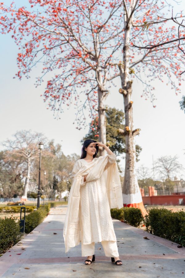 Pure Munga Silk Kurta And Dupatta Set With Fine Lucknowi Chikankari And Cutdana Embellishment - Image 3