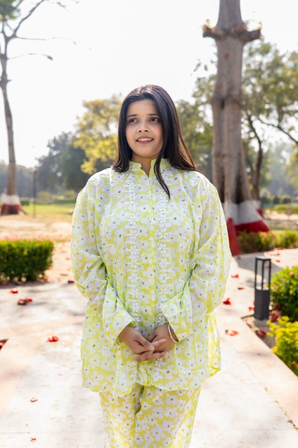 Printed Mul Cotton Co Ord Set With Fine Lucknowi Chikankari - Image 5
