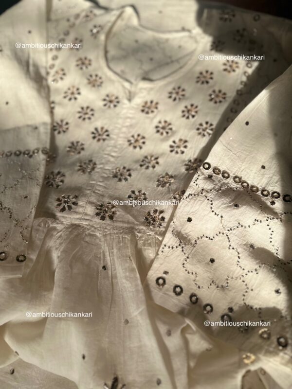 Mul Chanderi A LINE KURTA AND DUPATTA SET WITH  MUKAISH WORK - Image 3