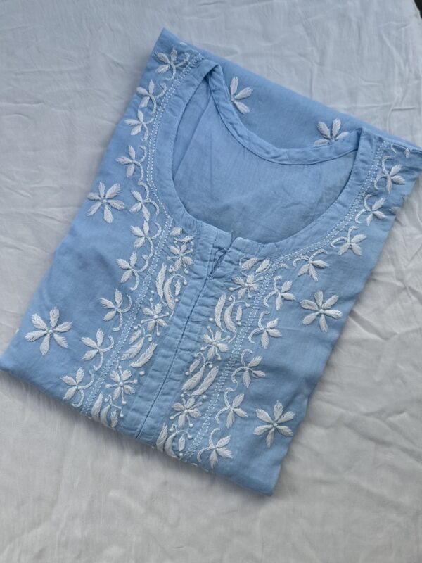 NOOR Mul Cotton Chikankari Kurti With Fine Lucknowi Chikankari - Image 2
