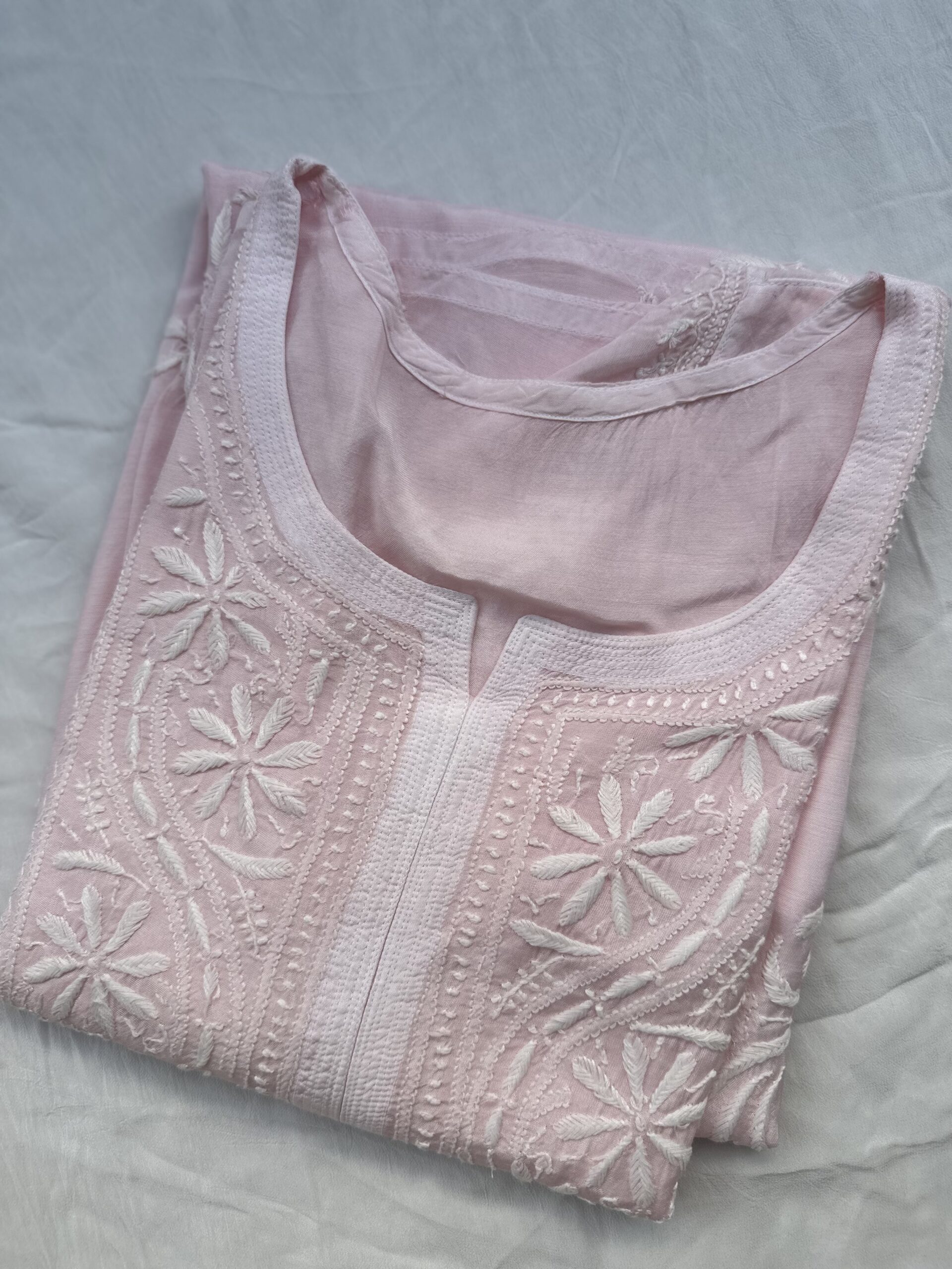 MIRA MUSLIN Cotton Chikankari Kurti With Fine Lucknowi Chikankari