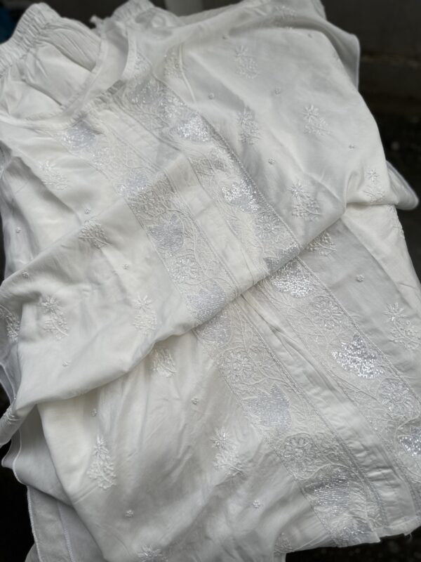 MUSLIN CHIKANKARI  CO ORD SET  With Fine Lucknowi Chikankari Beads and Pearls work - Image 4