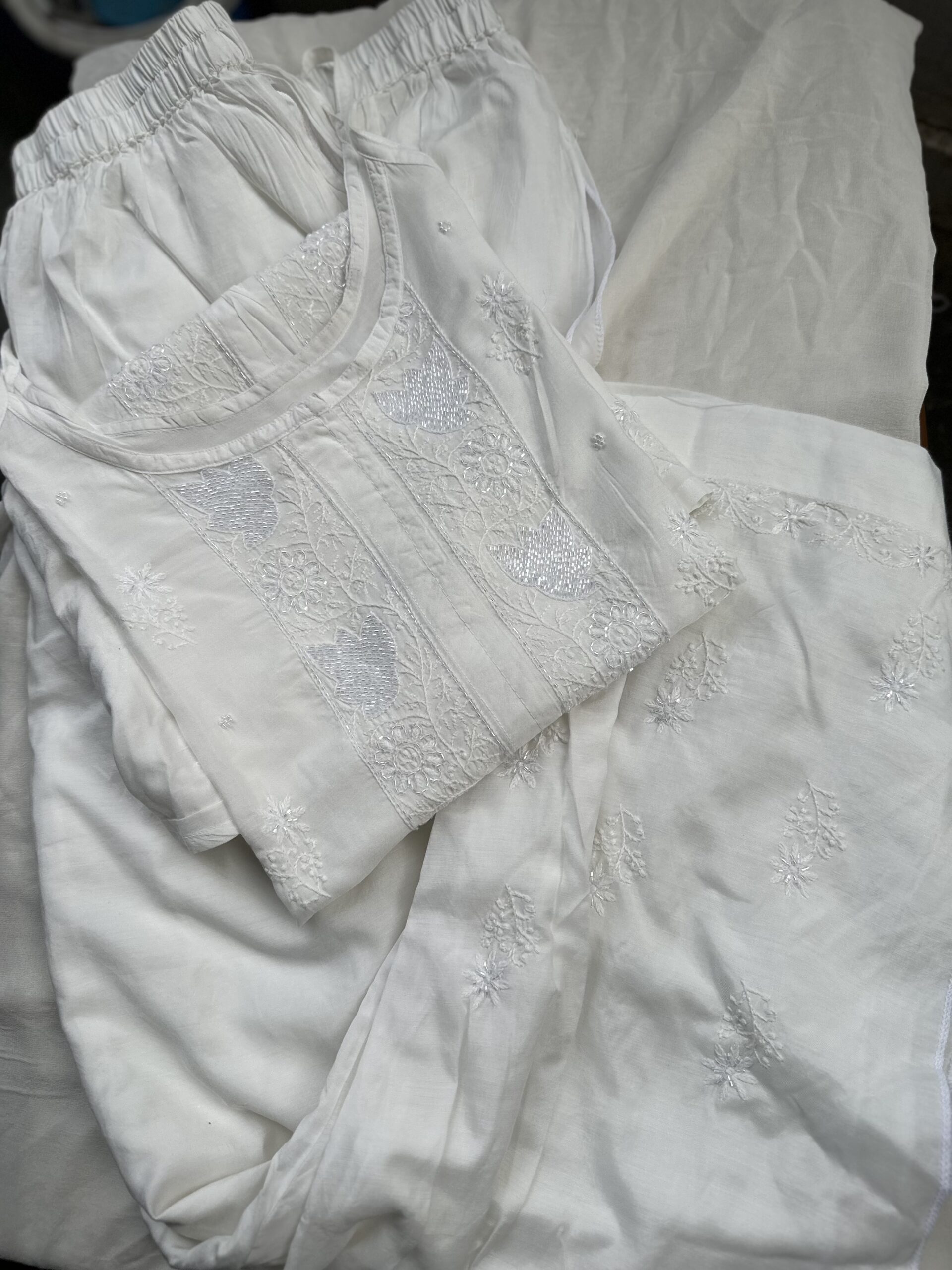 MUSLIN CHIKANKARI  CO ORD SET  With Fine Lucknowi Chikankari Beads and Pearls work