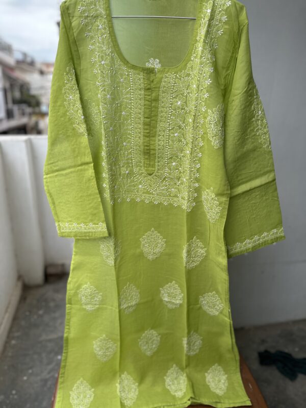 NAZAQ Cotton Chikankari Kurti With Fine Lucknowi Chikankari - Image 12