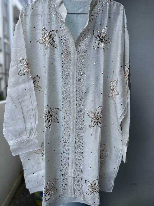 Chanderi Co Ord Set With Dazzling Mukaish And Pearls - Image 3
