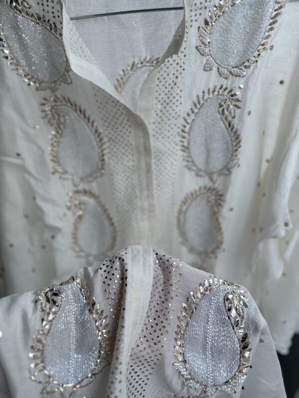 Chanderi Co Ord Set With Dazzling Mukaish And Pearls - Image 3