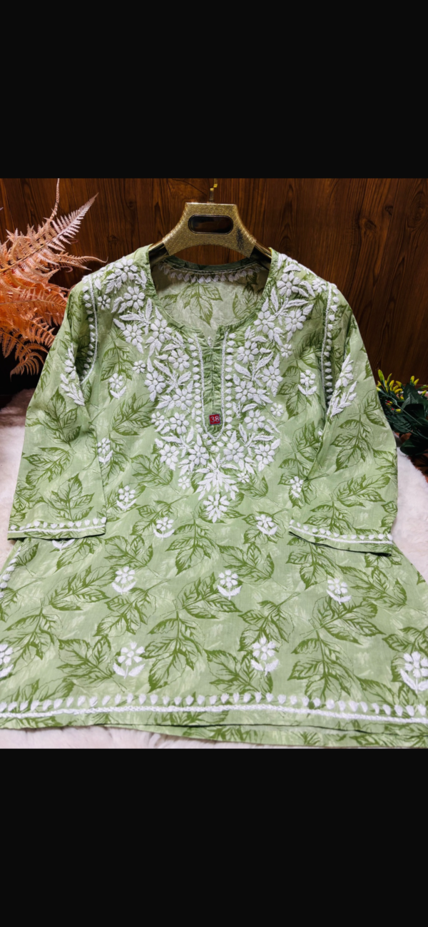 Printed Mul Mul Short  Kurti With Lucknowi Chikankari - Image 3