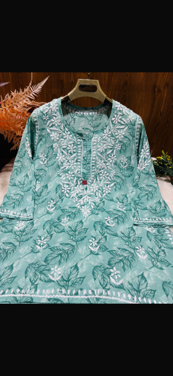 Printed Mul Mul Short  Kurti With Lucknowi Chikankari - Image 8