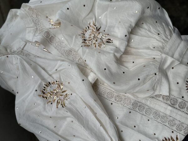 Chanderi Co Ord Set With Dazzling Mukaish And Pearls - Image 4