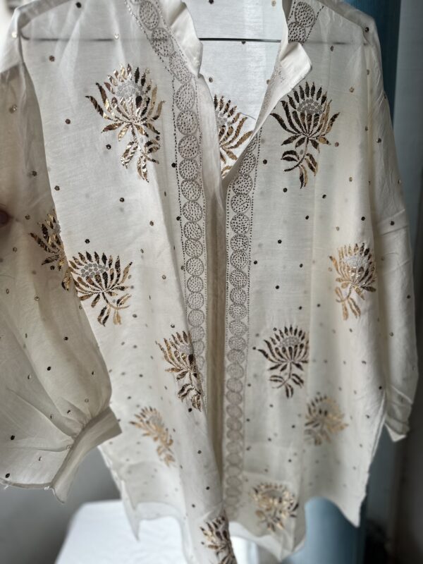 Chanderi Co Ord Set With Dazzling Mukaish And Pearls - Image 10