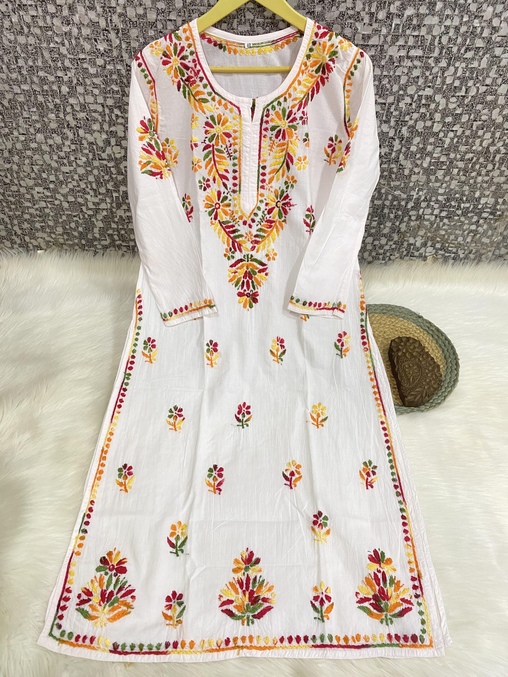 Cotton Chikankari Kurti